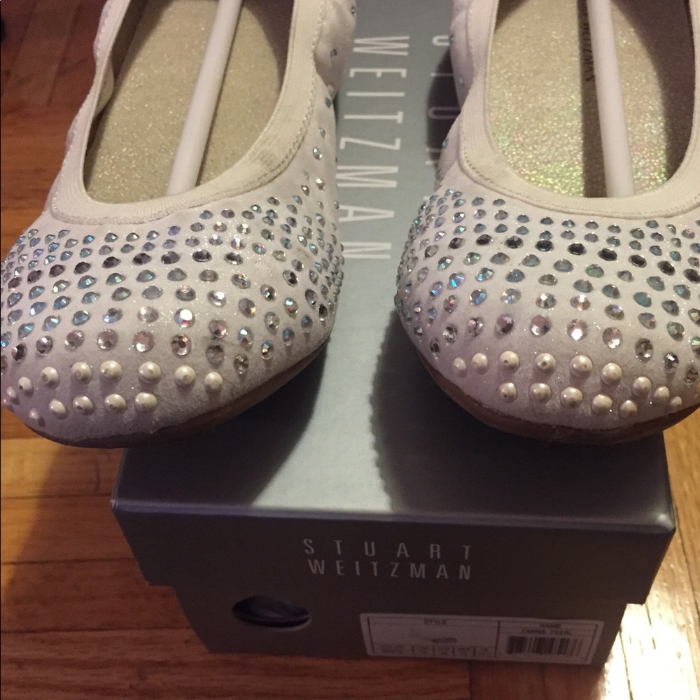 Girls Stuart Weitzman white shoes - Size 12